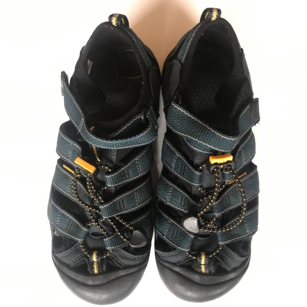 KEEN Newport H2 Wateproof Sandal - Big Kids Size 5